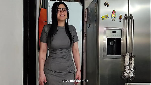 My step-cousin’s slut takes advantage of the fact that we are alone and starts to fuck very deliciously